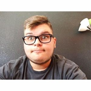 Meet your Posher, Joey